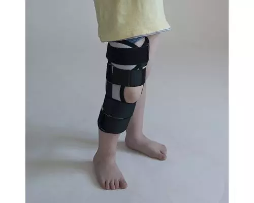 Бандаж (тутор) на колінний суглоб Алком kids 3013k р.2 сірий